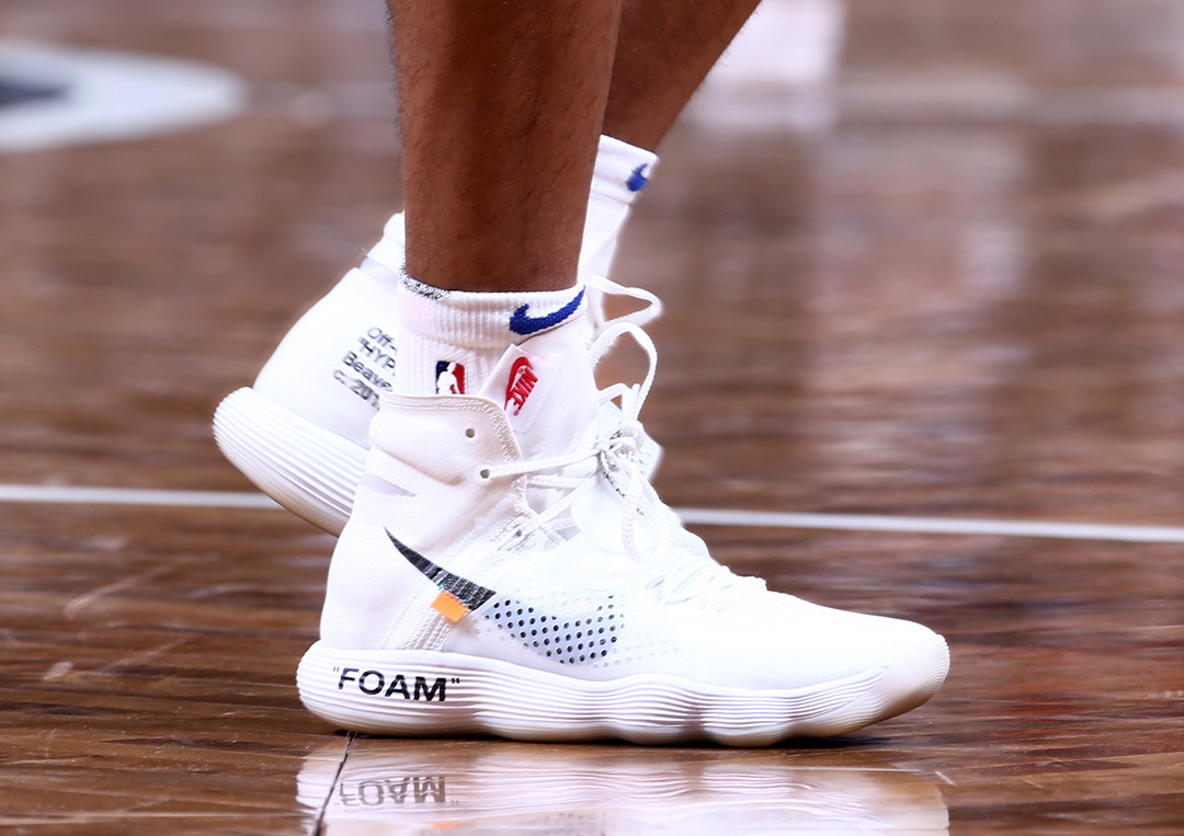 也很明晰 也很明晰