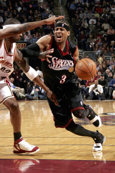 区触球与高 区触球与高